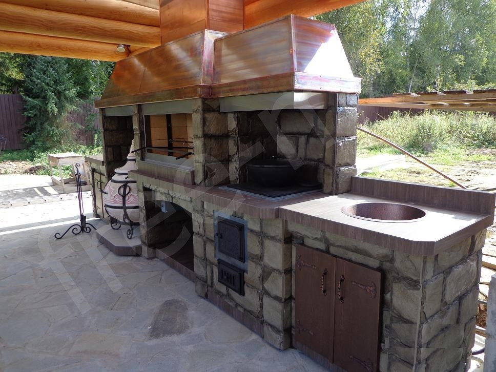 Барбекю комплекс с медной крышей