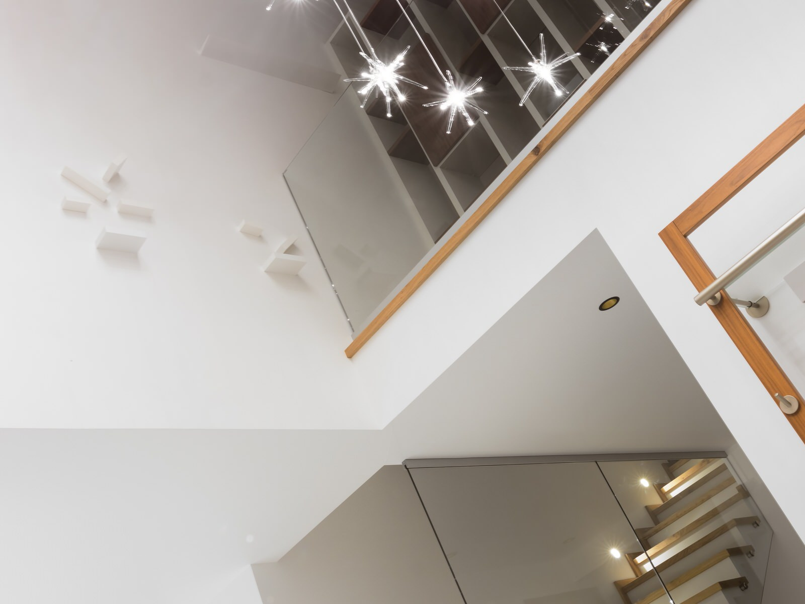 Дом у озера