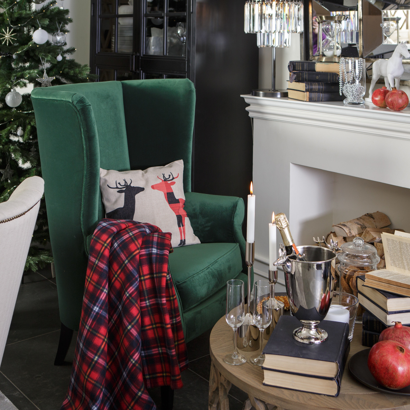 Новогодний интерьер гостиной