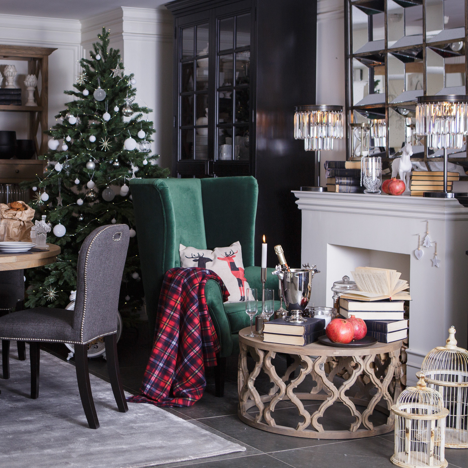 Новогодний интерьер гостиной