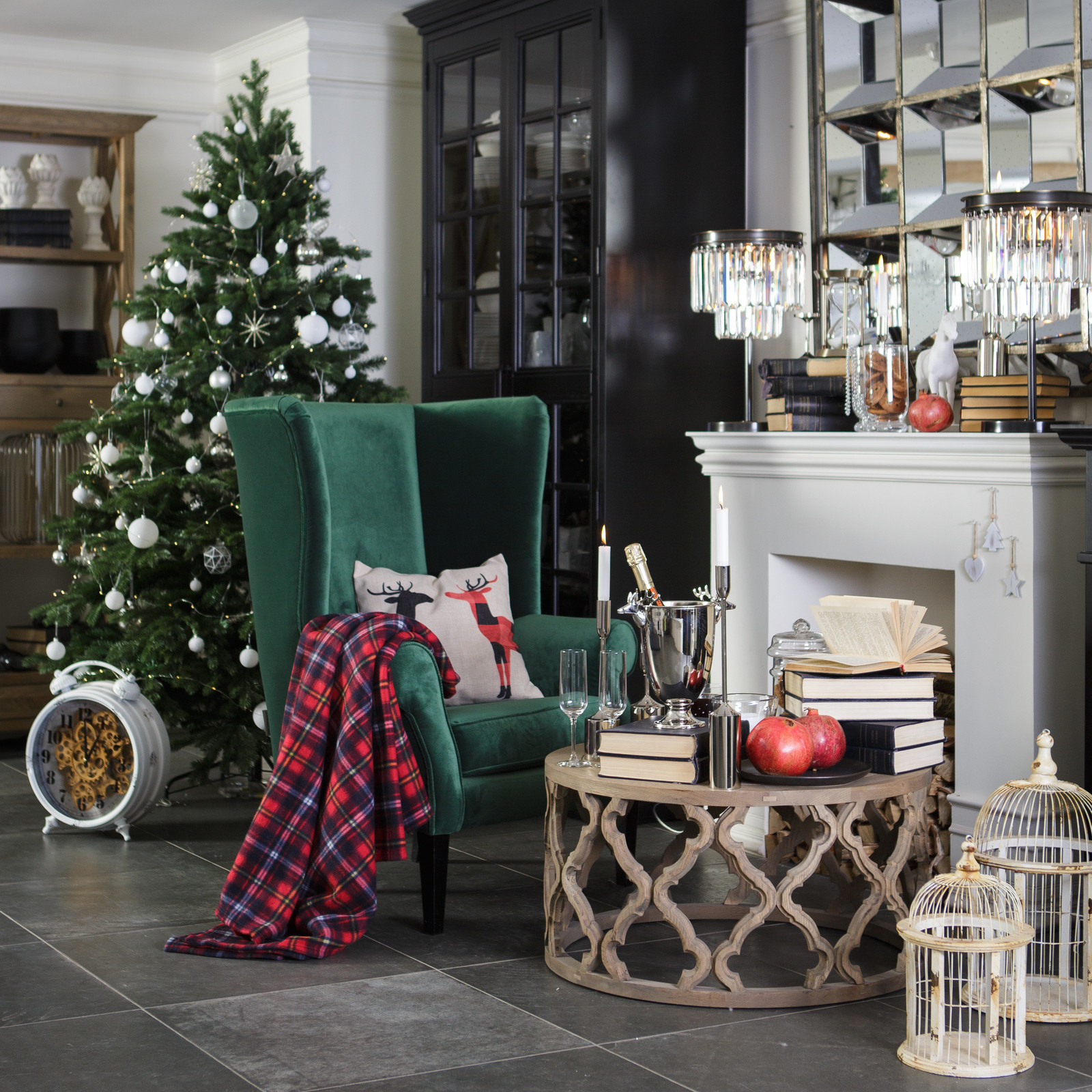 Новогодний интерьер гостиной