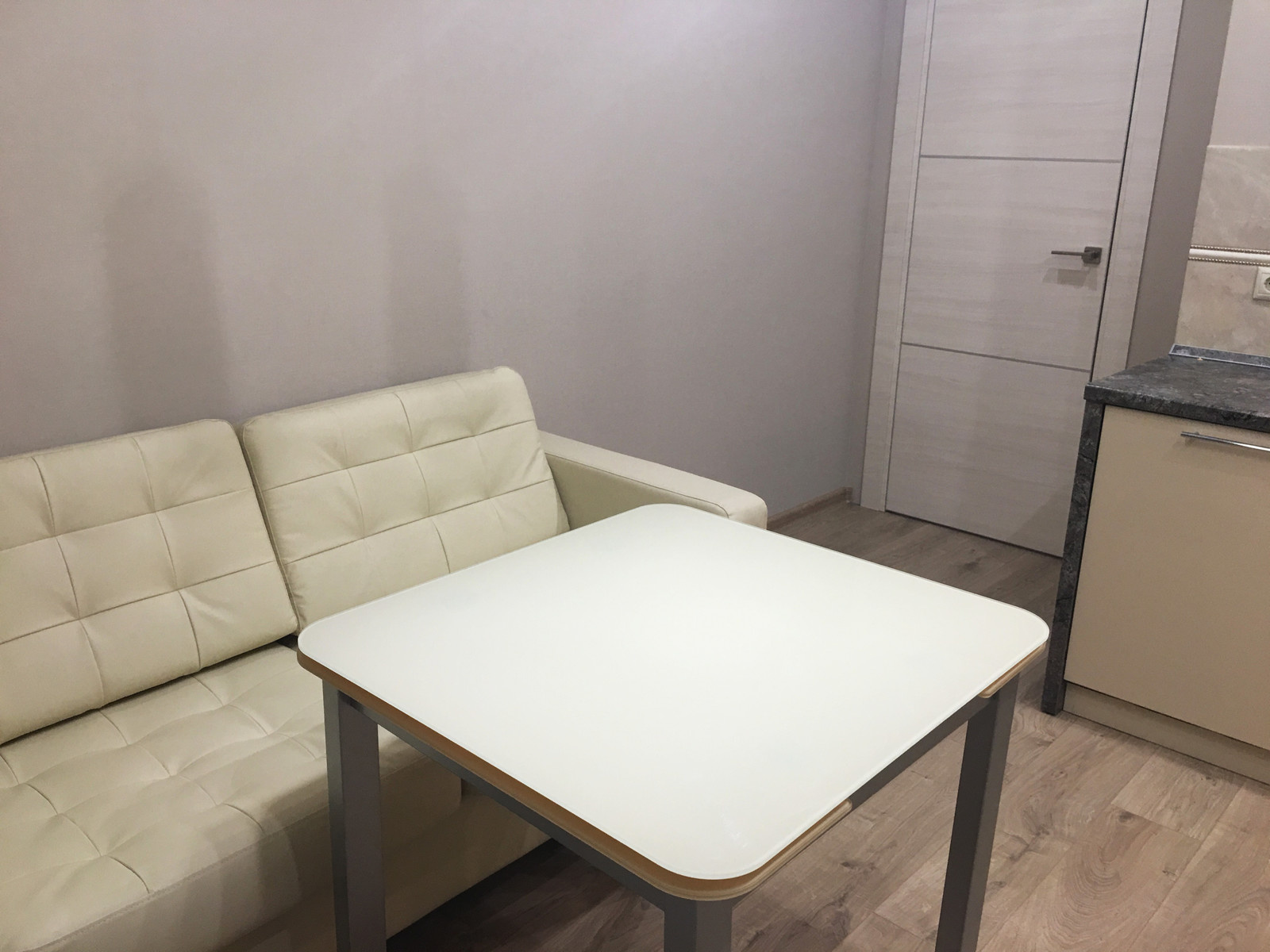 Однокомнатная квартира в спокойных тонах