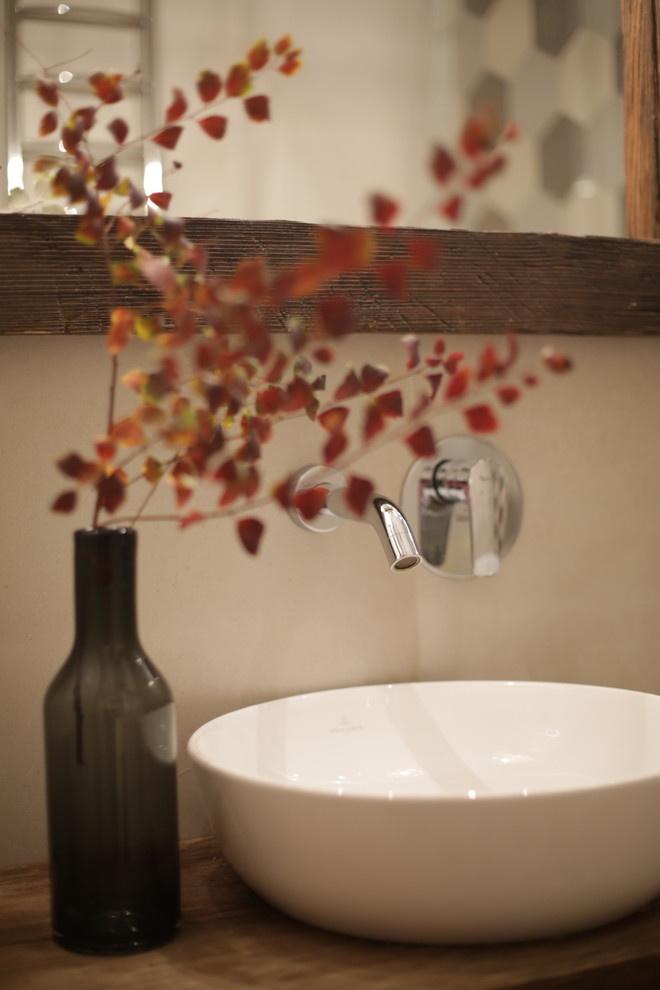 Тёплая осень на Фрунзенской набережной