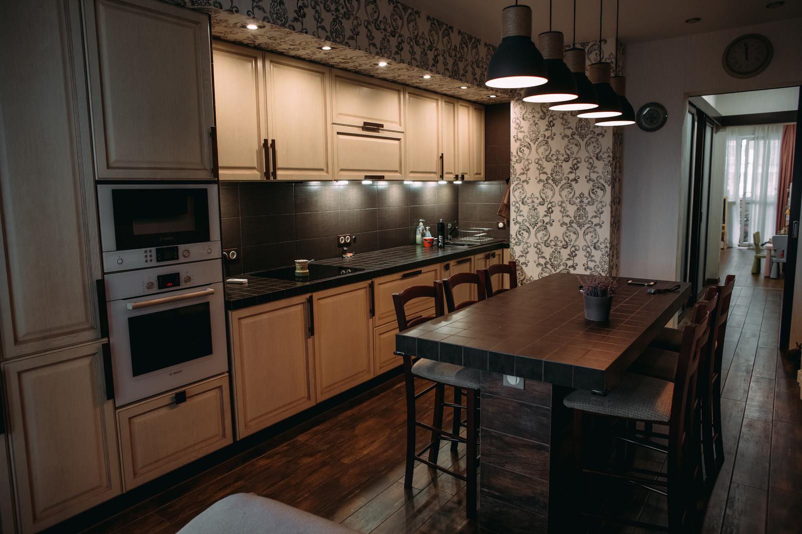 ФМР КВАРТИРА В  СОВРЕМЕННОМ СТИЛЕ ДЛЯ ЛЮБИТЕЛЕЙ МИНИМАЛИЗМА