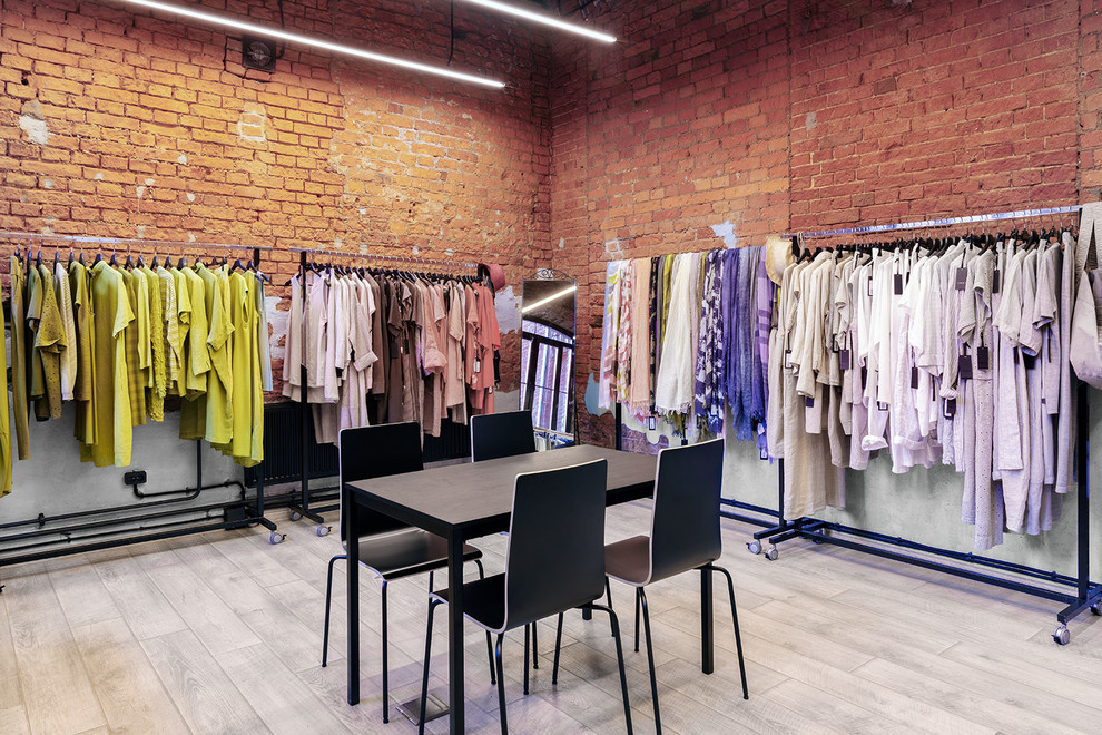 Обложка проекта: Шоурум в стиле лофт