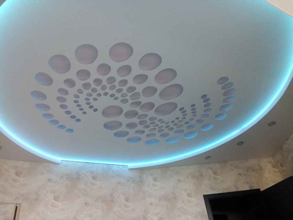 Натяжной потолок