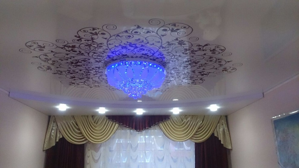 Натяжной потолок