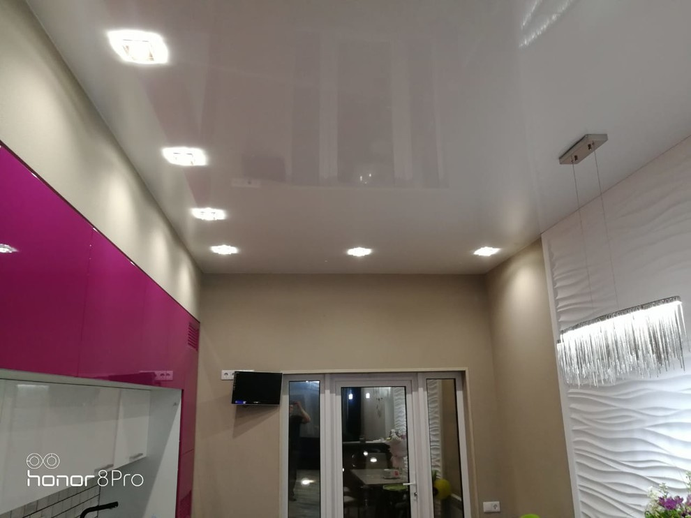 Натяжной потолок