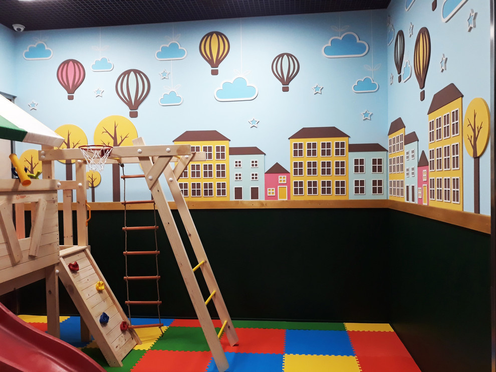 Ресторан LaFamiglia 150 посадочных мест.