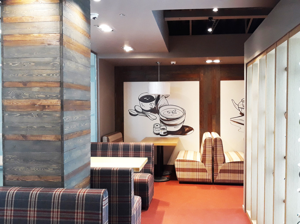 Ресторан LaFamiglia 150 посадочных мест.