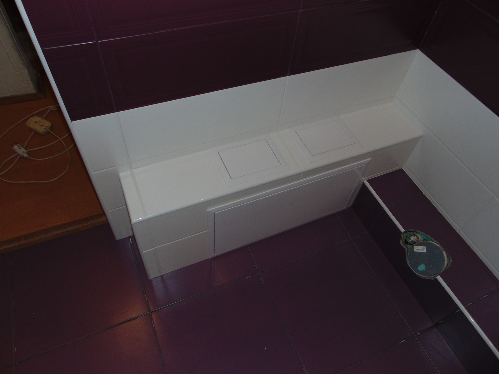 Короб для коммуникаций