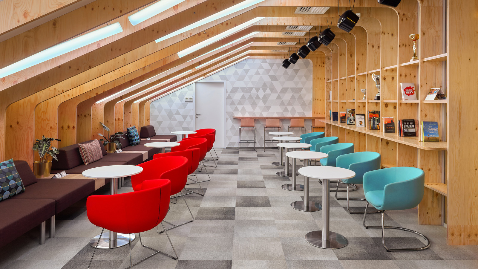 Коворкинговый офисный центр МТС.