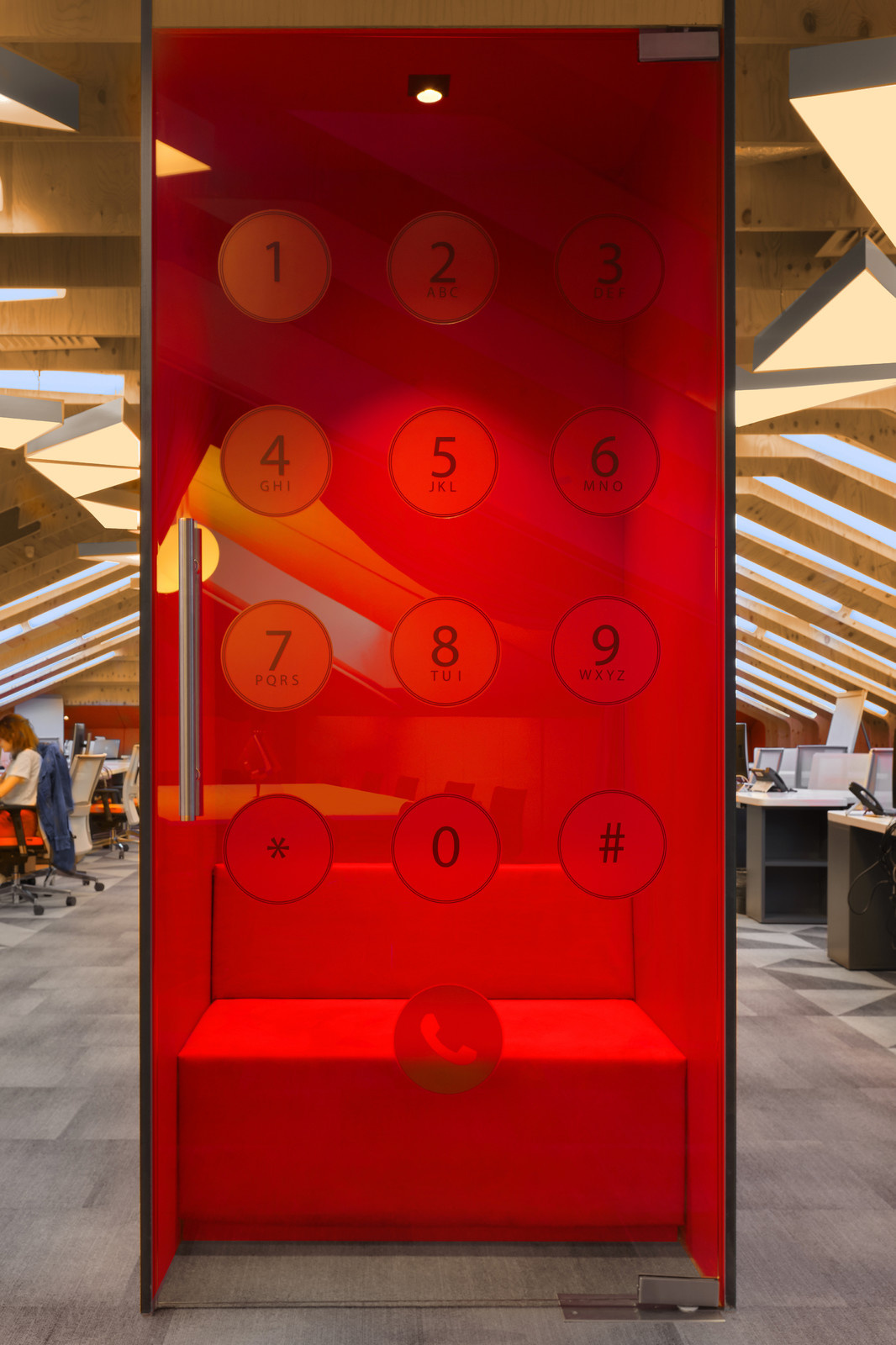 Коворкинговый офисный центр МТС.