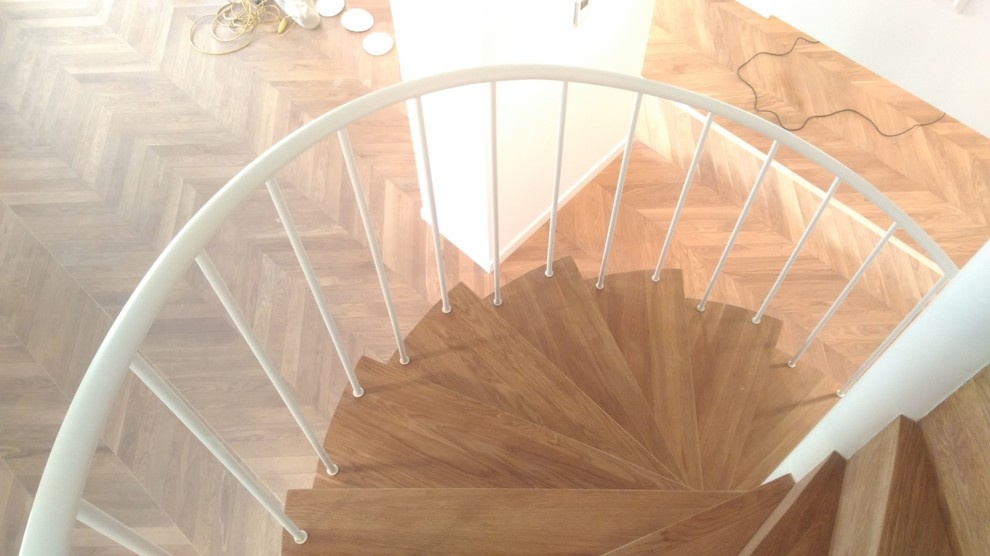 Французская Елочка с без цветным покрытием