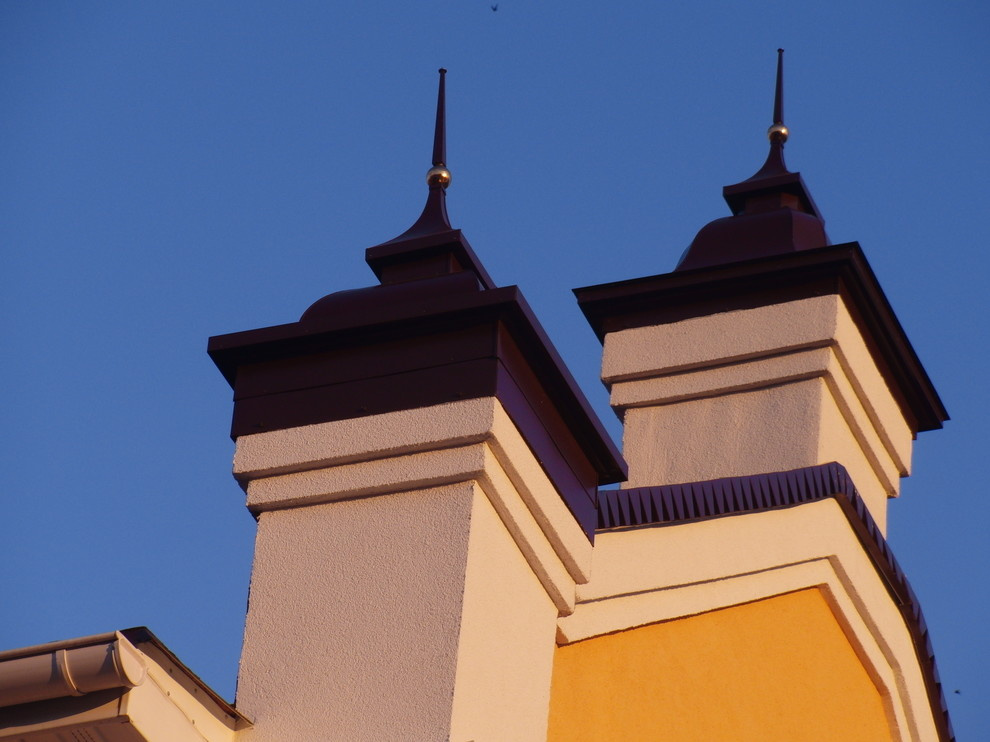 Декоративные тумы и колпаки, окрытие арок и парапетов, купол на Бизнес центр