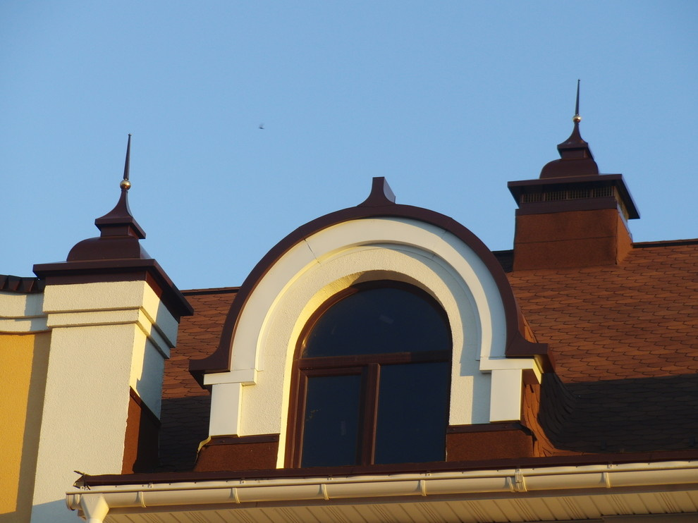 Декоративные тумы и колпаки, окрытие арок и парапетов, купол на Бизнес центр