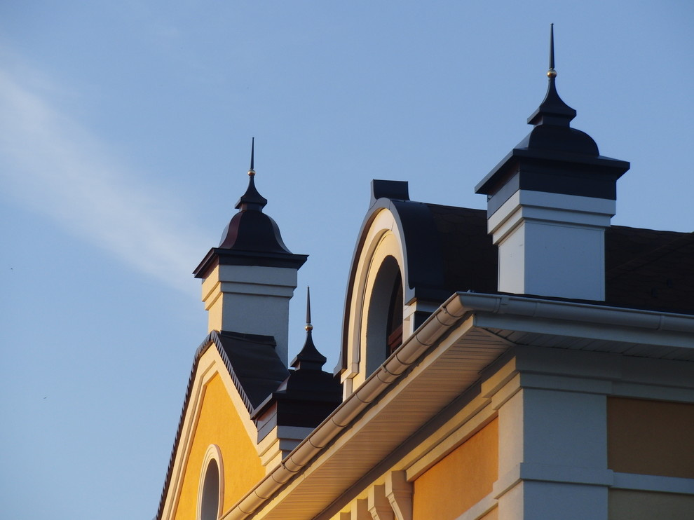 Декоративные тумы и колпаки, окрытие арок и парапетов, купол на Бизнес центр