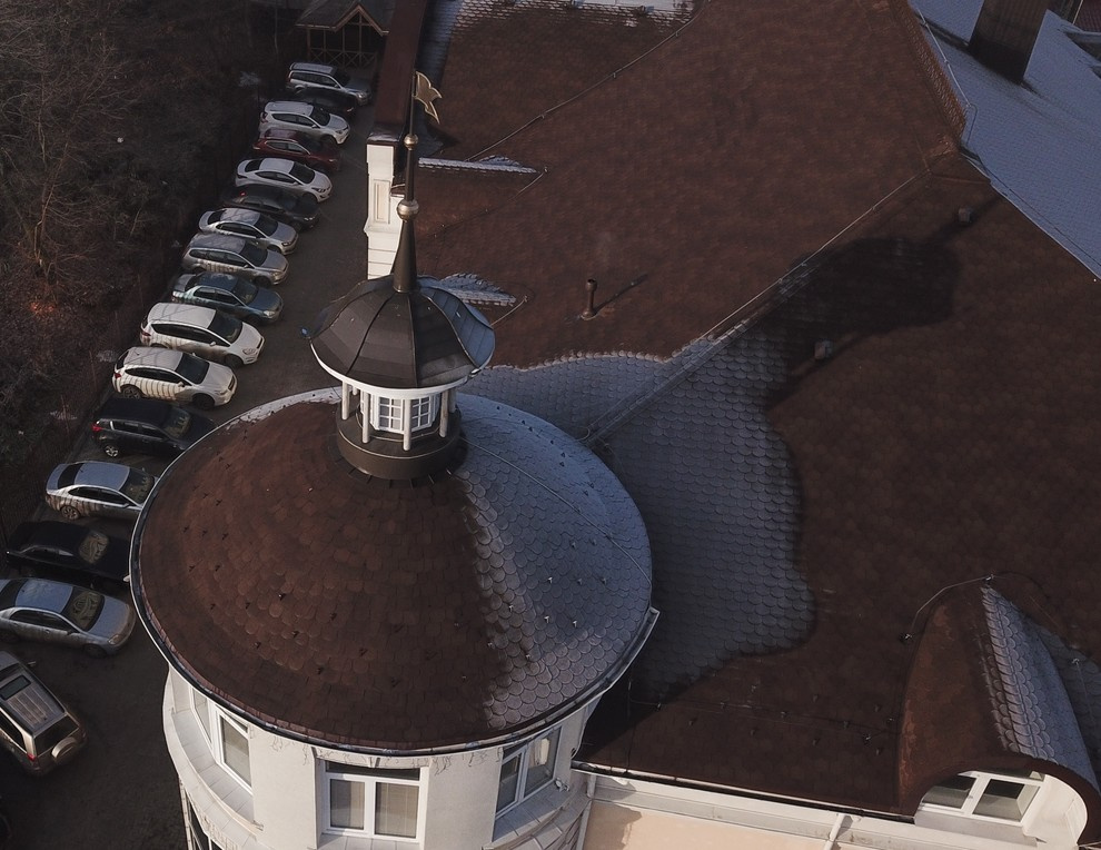 Декоративные тумы и колпаки, окрытие арок и парапетов, купол на Бизнес центр