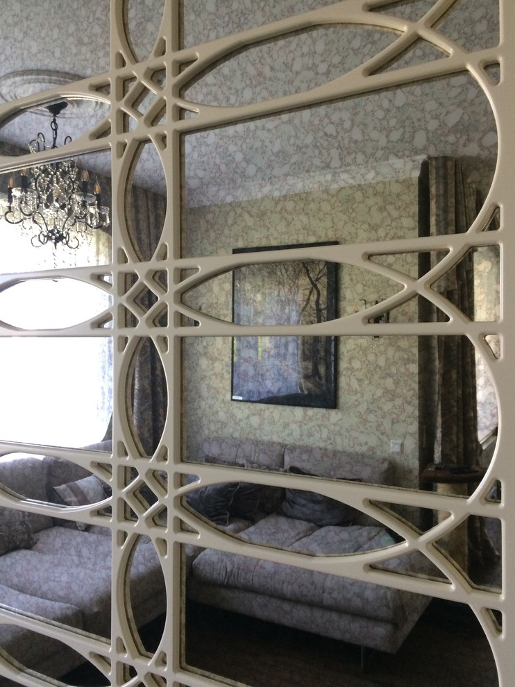 Фрагмент отделки фасада шкафа для тв.