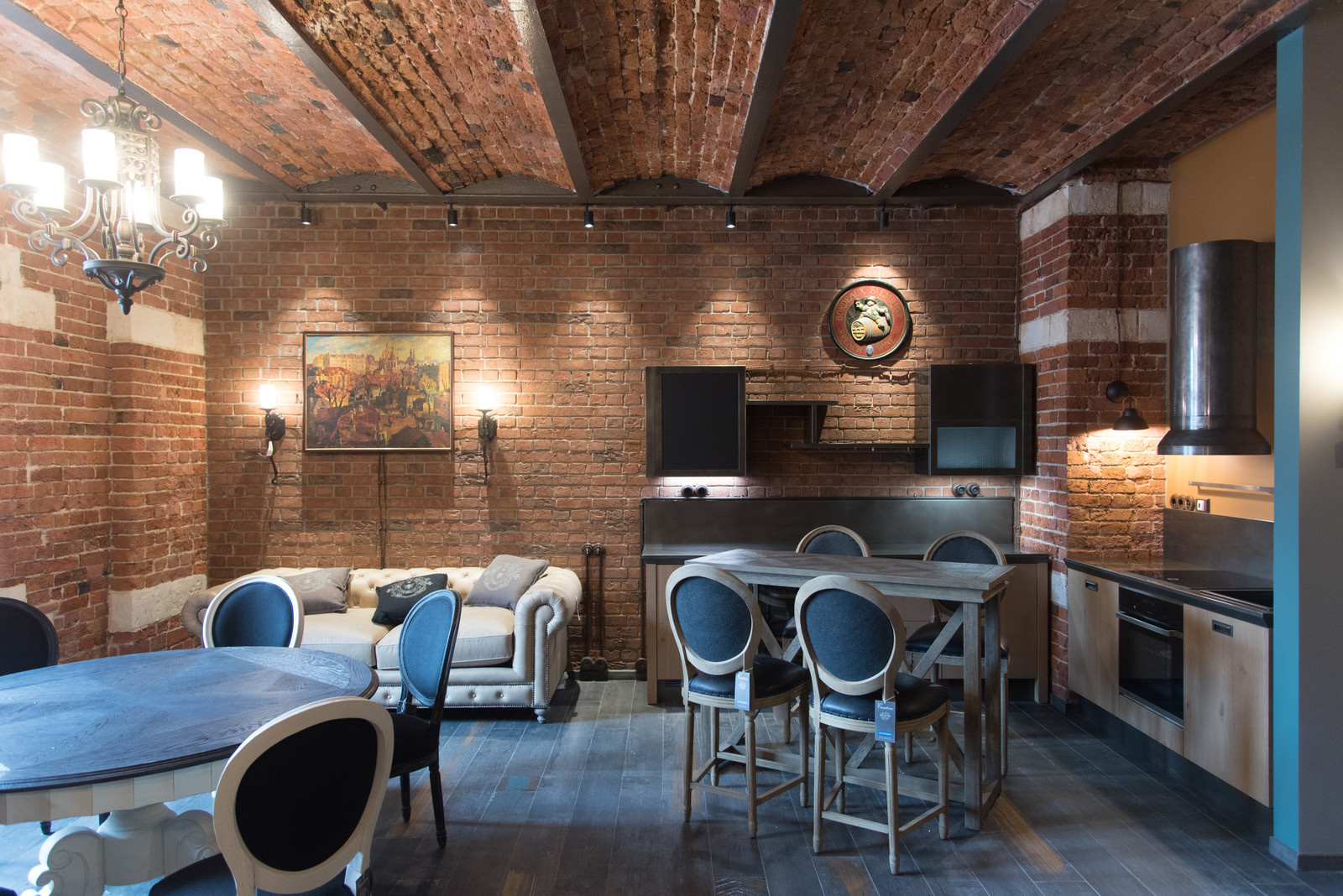 WINE HOUSE LOFT, квартира — 65 кв. м