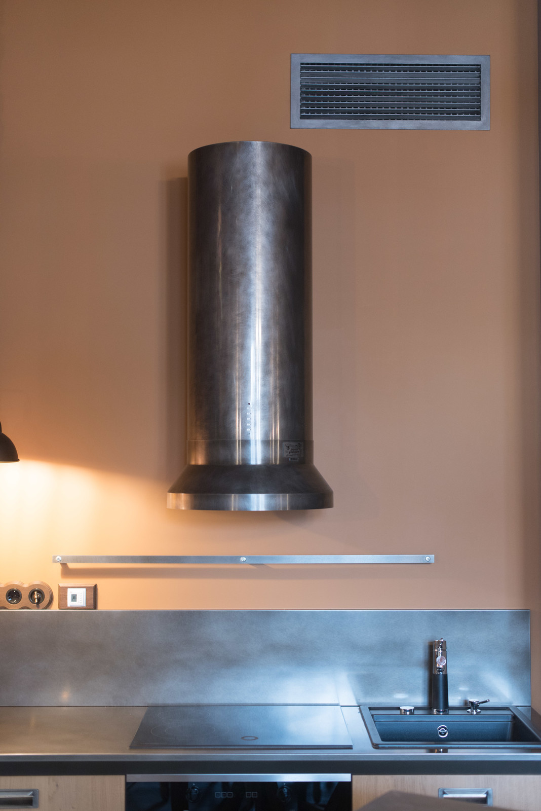 WINE HOUSE LOFT, квартира — 65 кв. м