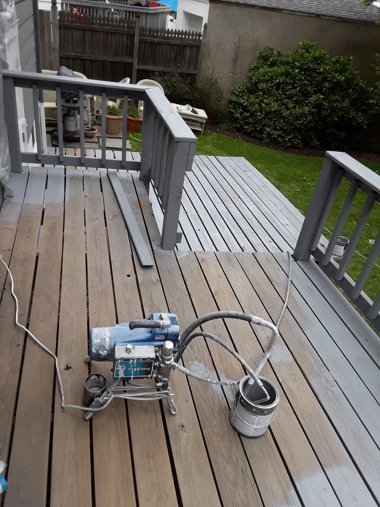 Painting deck in staten island