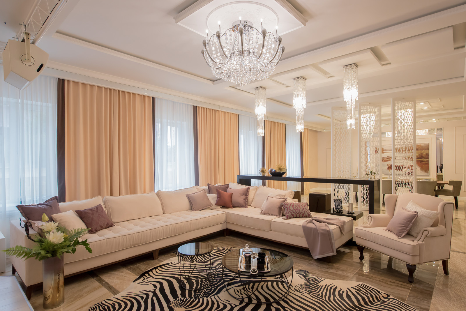 В большом доме - большие возможности