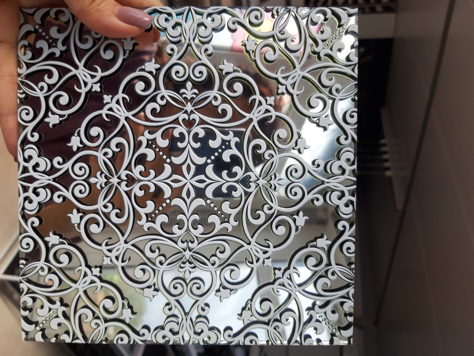 Дизайнерские зеркала