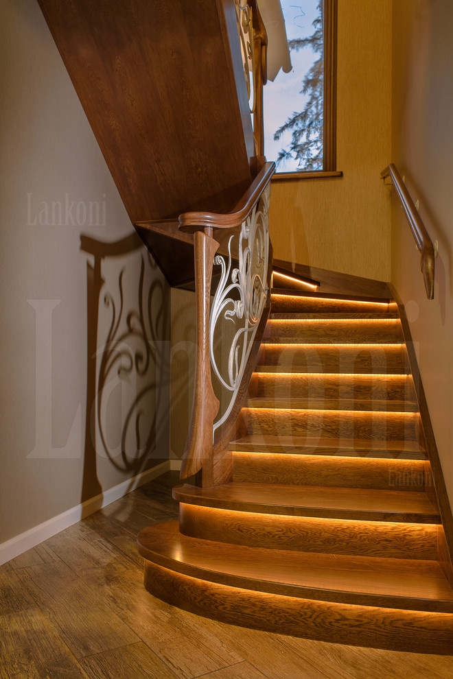 Лестница в частном загородном доме