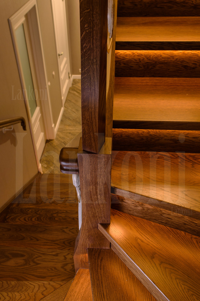 Лестница в частном загородном доме