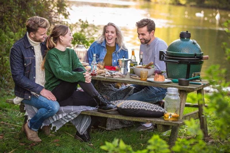 Загородный отдых с Большим Зеленым Яйцом