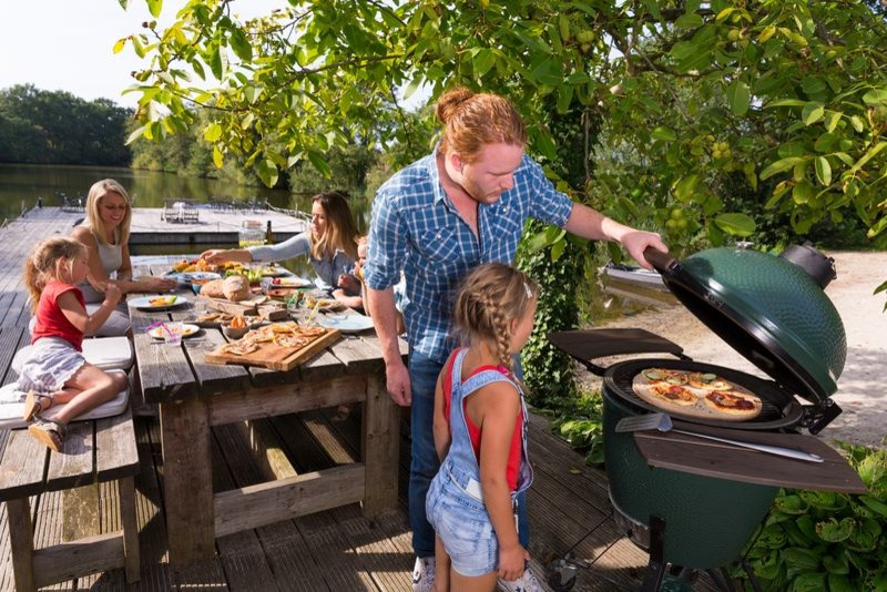 Загородный отдых с Большим Зеленым Яйцом