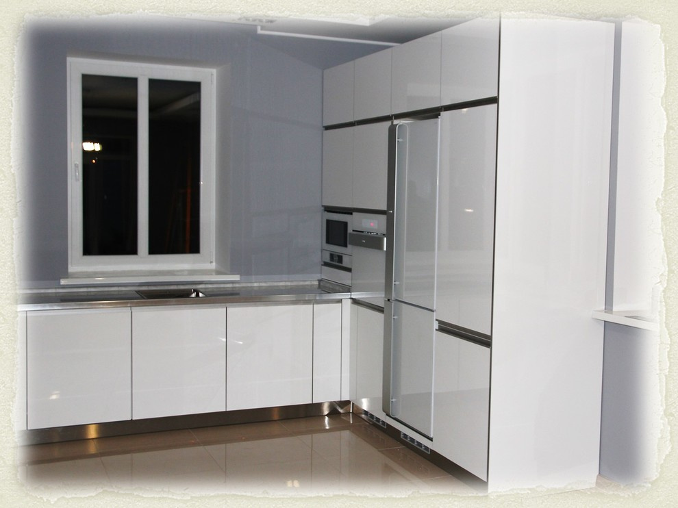 Обложка проекта: Белый минимализм в глянце