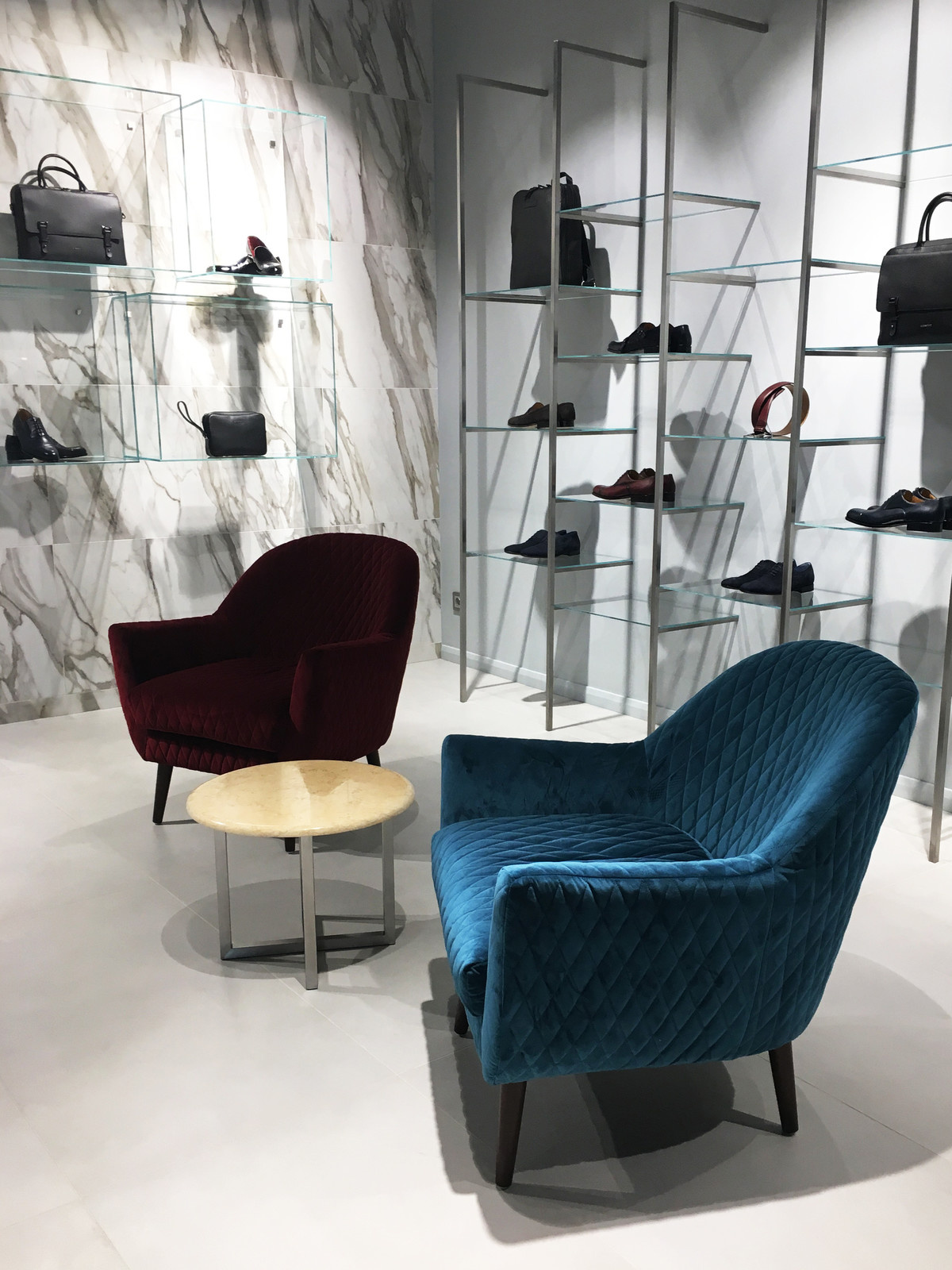 Обложка проекта: Дизайн-проект магазина «a.testoni».