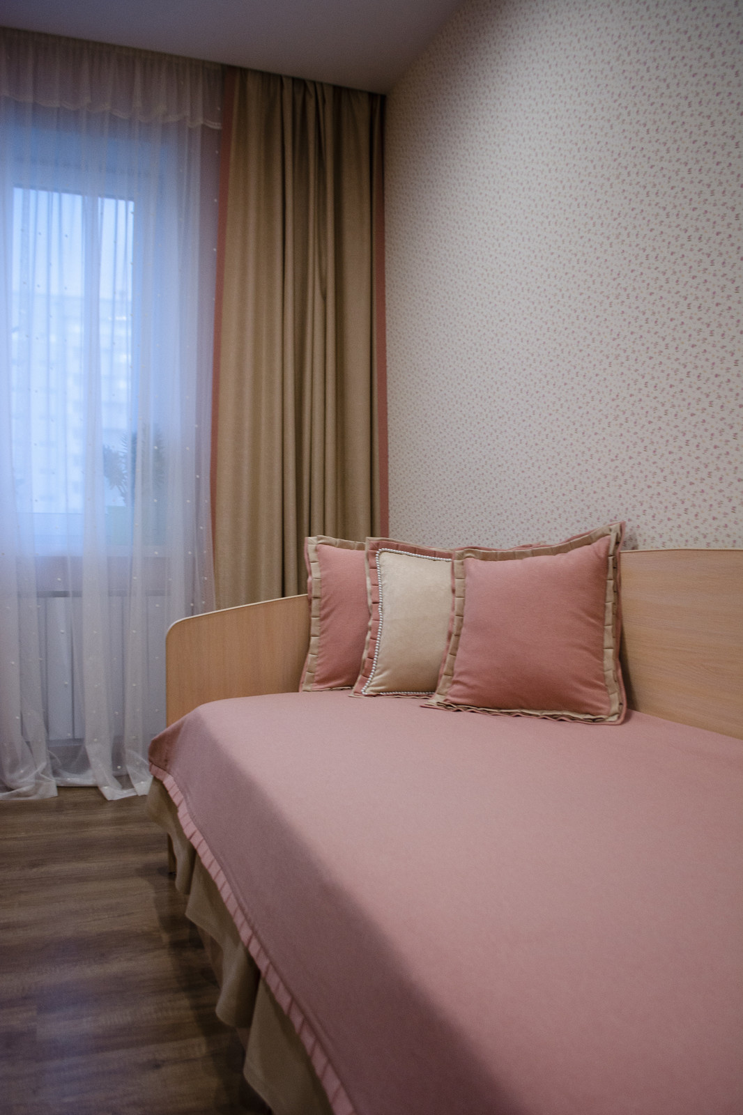 Текстиль в детскую для девочки