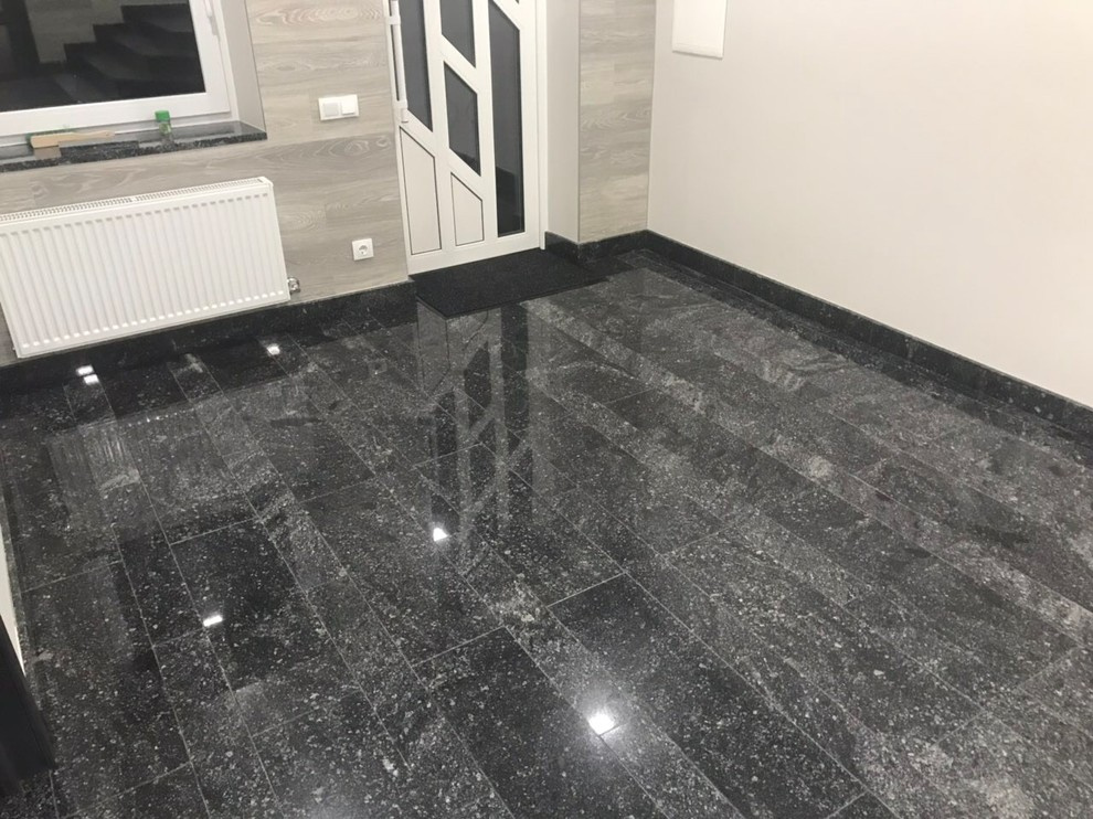 Офис гранит Жежелевский в обработке Брашинг