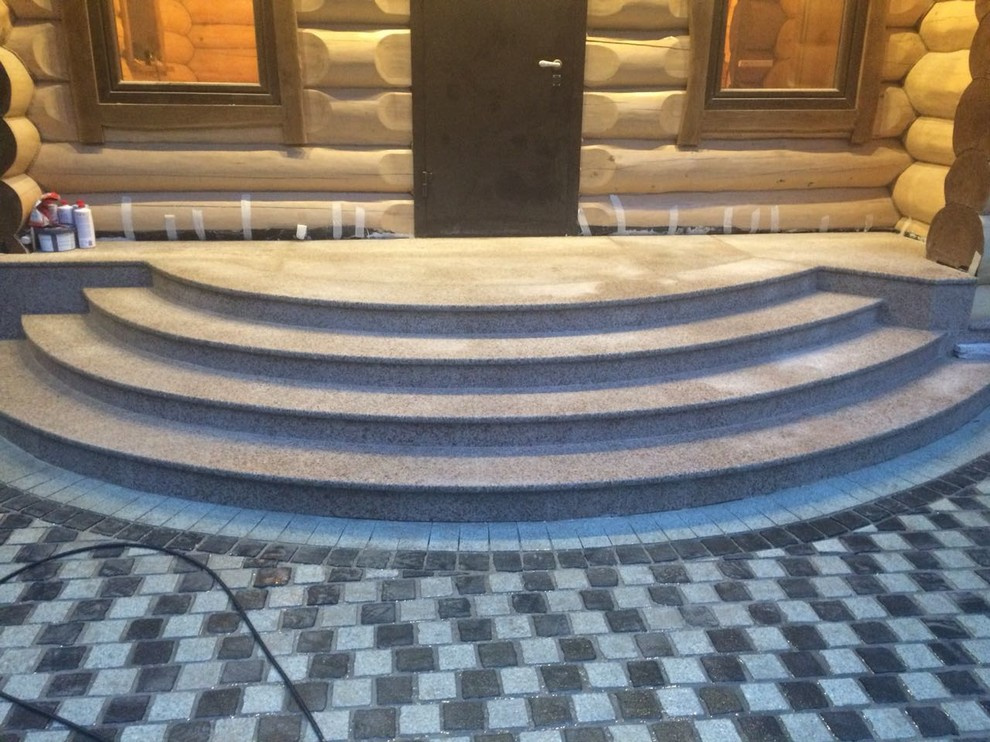 Лестница из гранита с заливкой опалубки под ключ