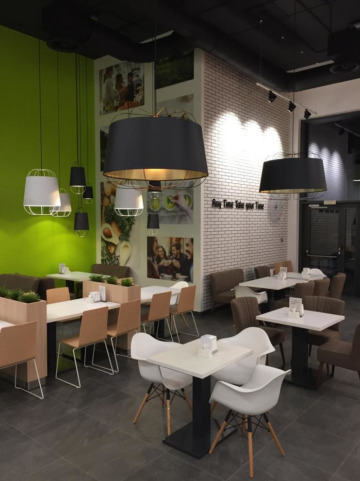 Ресторан в фойе бизнес центра