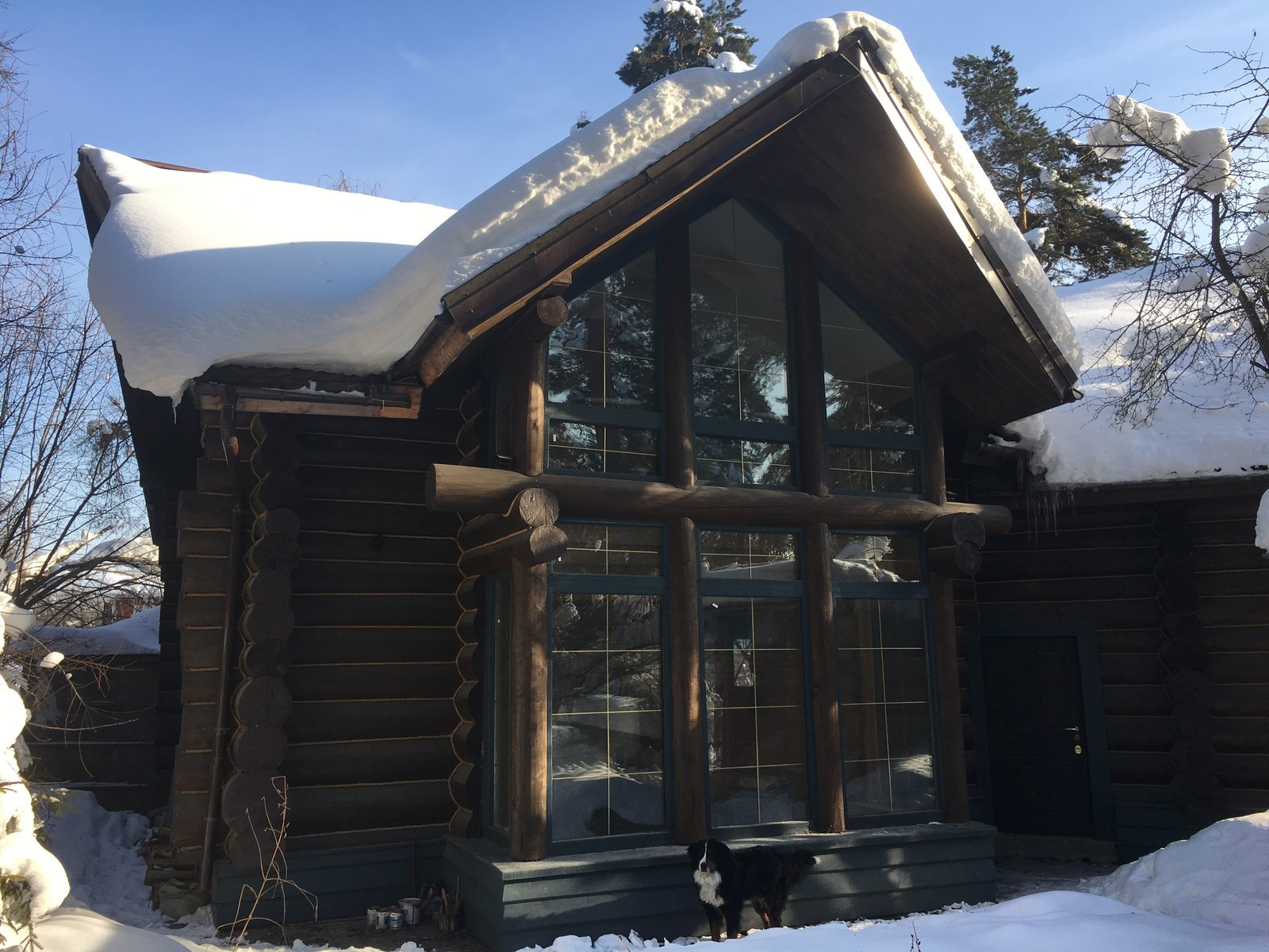 Бревенчатый дом из лиственницы