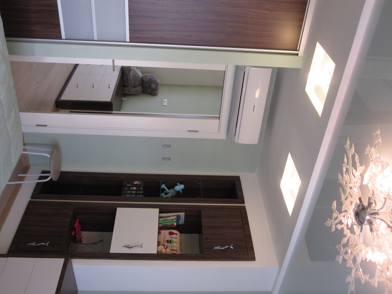 3-х комнатная квартира для девушки