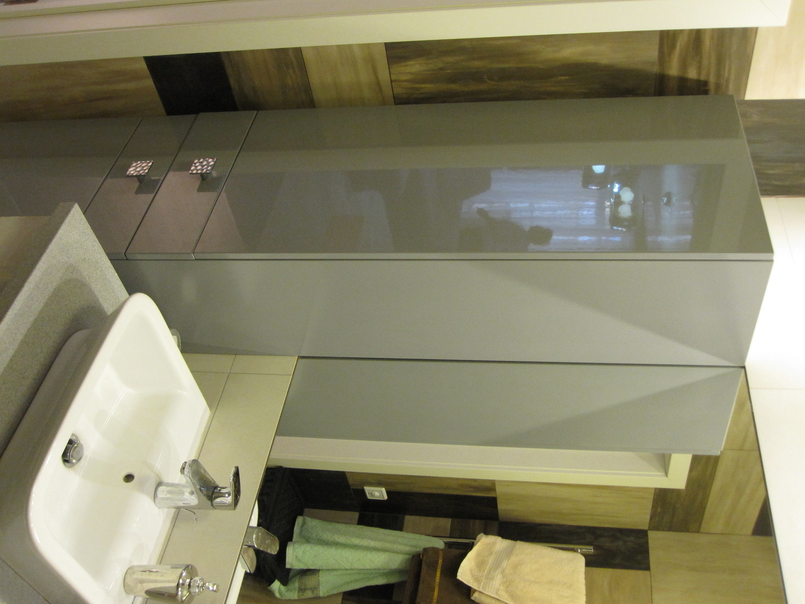 3-х комнатная квартира для девушки