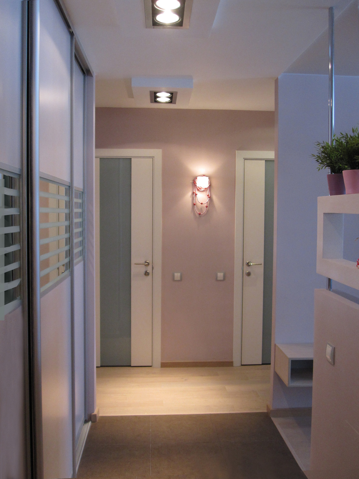 3-х комнатная квартира для девушки