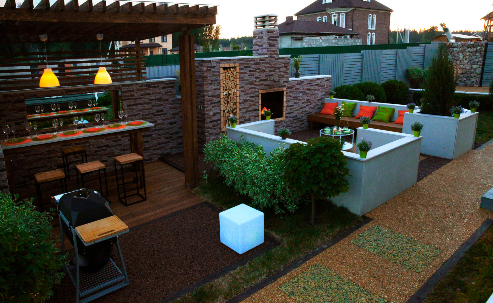 Архитектурный комплекс для отдыха в саду