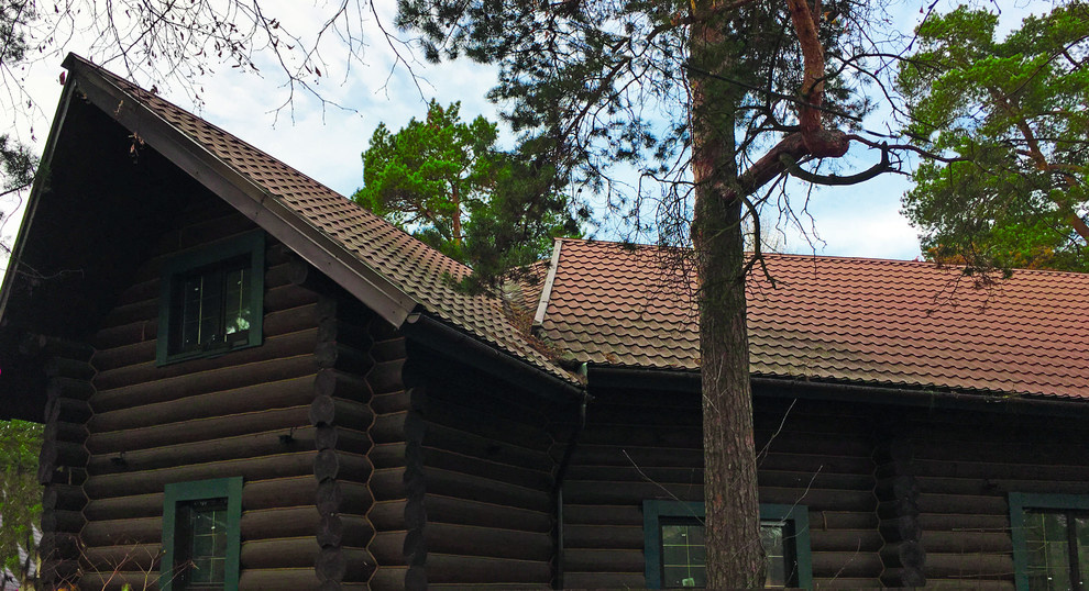 Бревенчатый дом из лиственницы