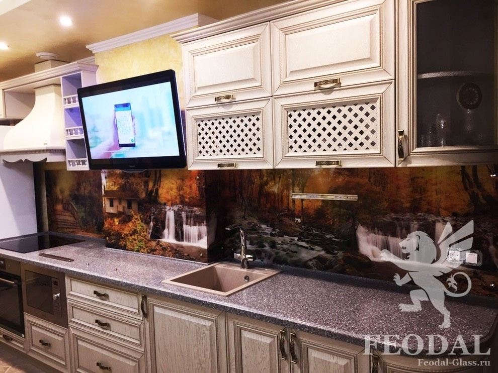 Стеклянные фартуки, скинали