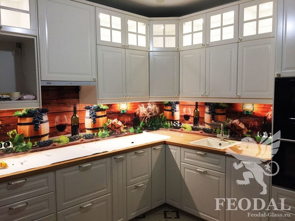 Стеклянные фартуки, скинали