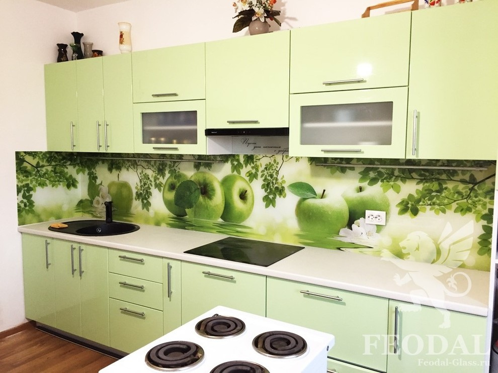 Стеклянные фартуки, скинали