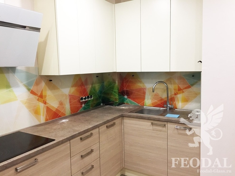 Стеклянные фартуки, скинали