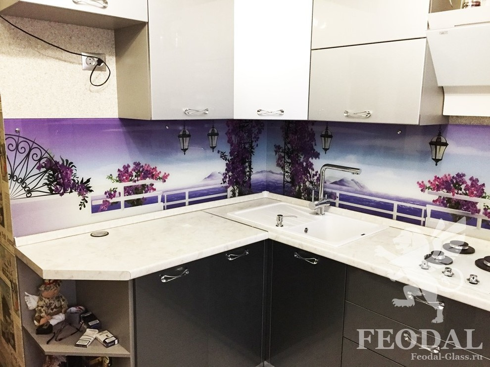 Стеклянные фартуки, скинали