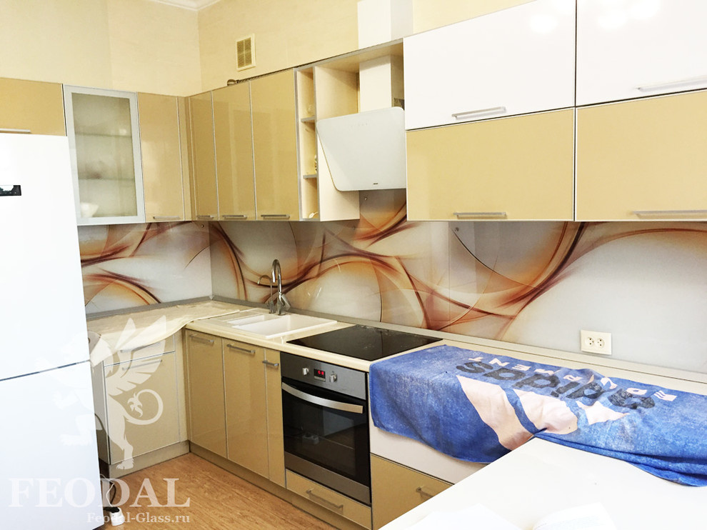 Стеклянные фартуки, скинали